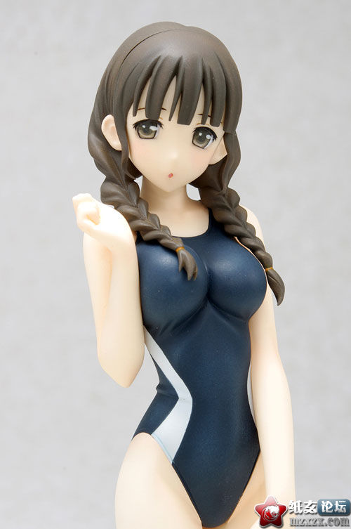 FIG-MOE-5028_04.jpg