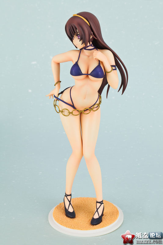 FIG-MOE-5853_02.jpg