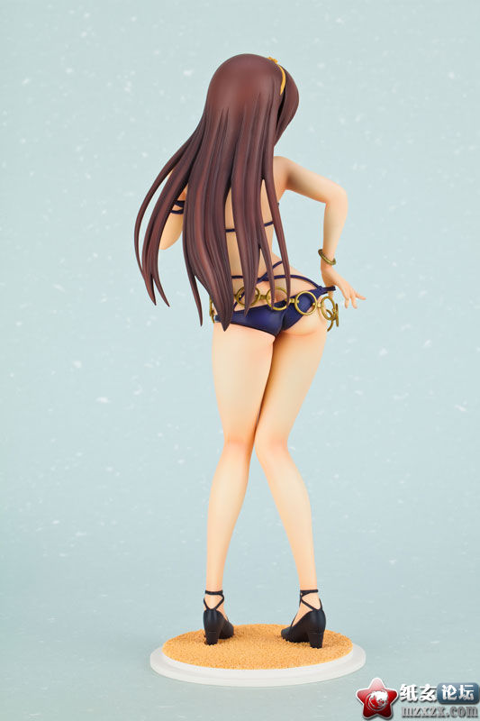 FIG-MOE-5853_03.jpg