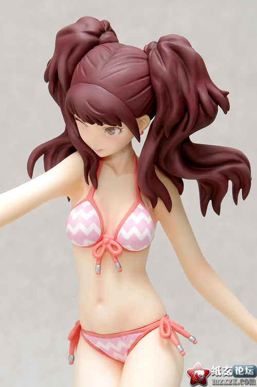 FIG-MOE-5855_06.jpg