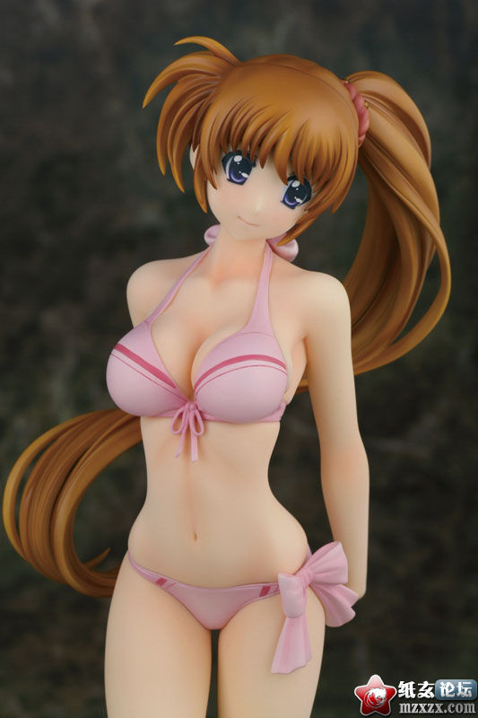 FIG-MOE-6825_06.jpg