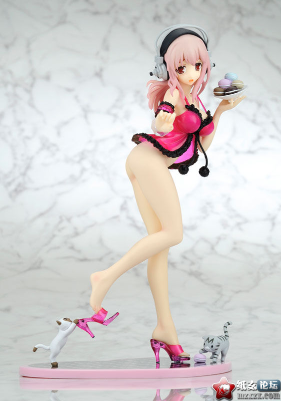 FIG-MOE-6886_01.jpg