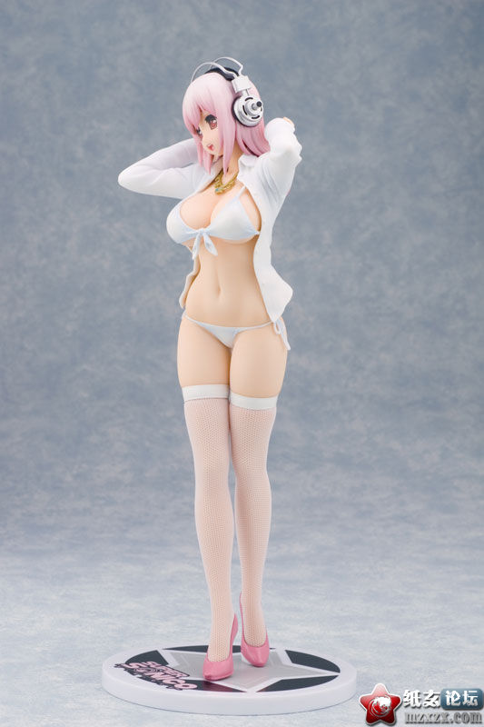 FIG-MOE-7067_02.jpg