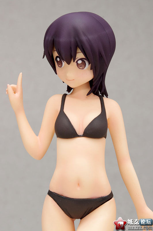 FIG-MOE-7074_05.jpg