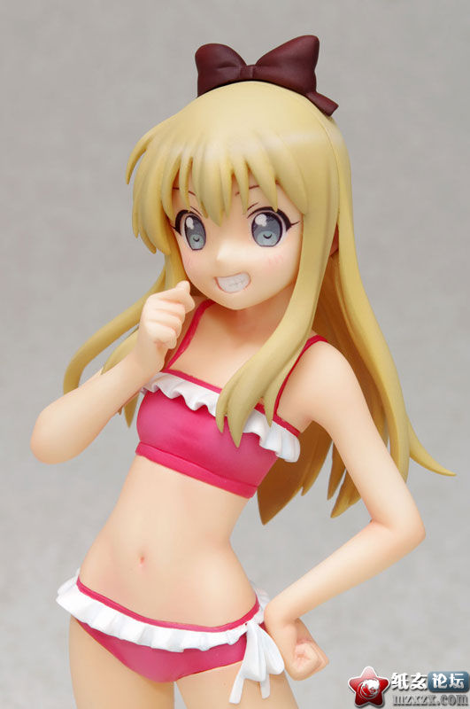 FIG-MOE-7073_05.jpg