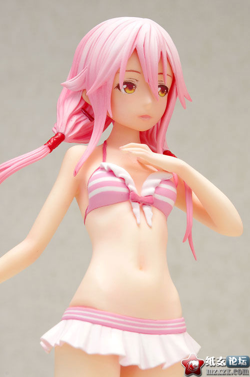 FIG-MOE-7490_06.jpg