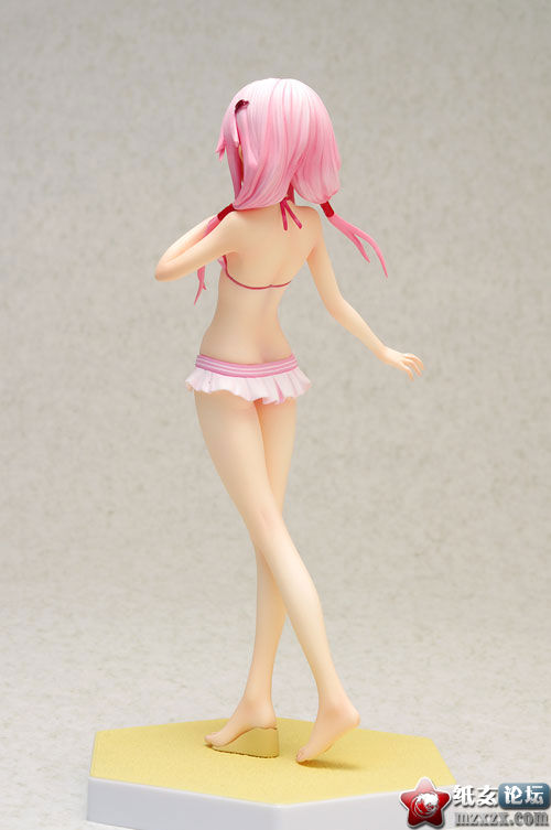 FIG-MOE-7490_02.jpg