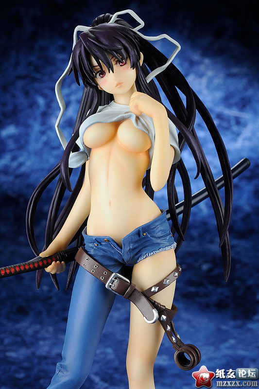 FIG-MOE-7760_04.jpg