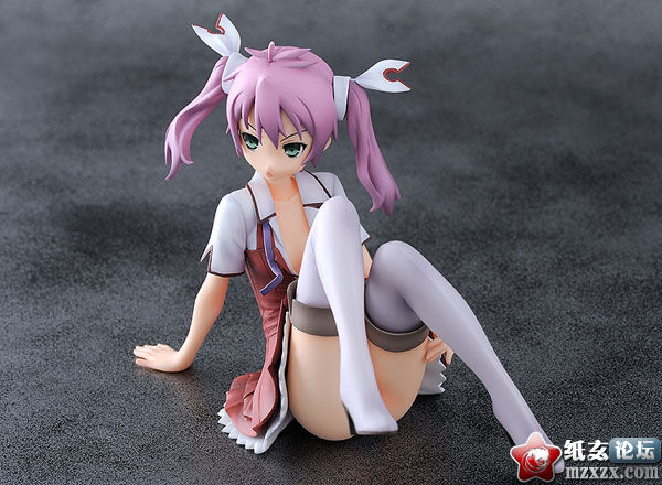 FIG-MOE-7903_02.jpg