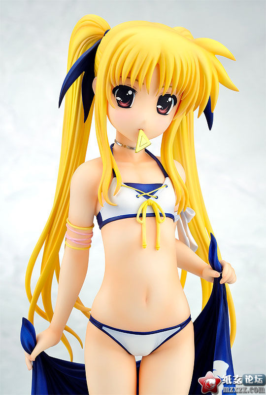 FIG-MOE-8236_02.jpg